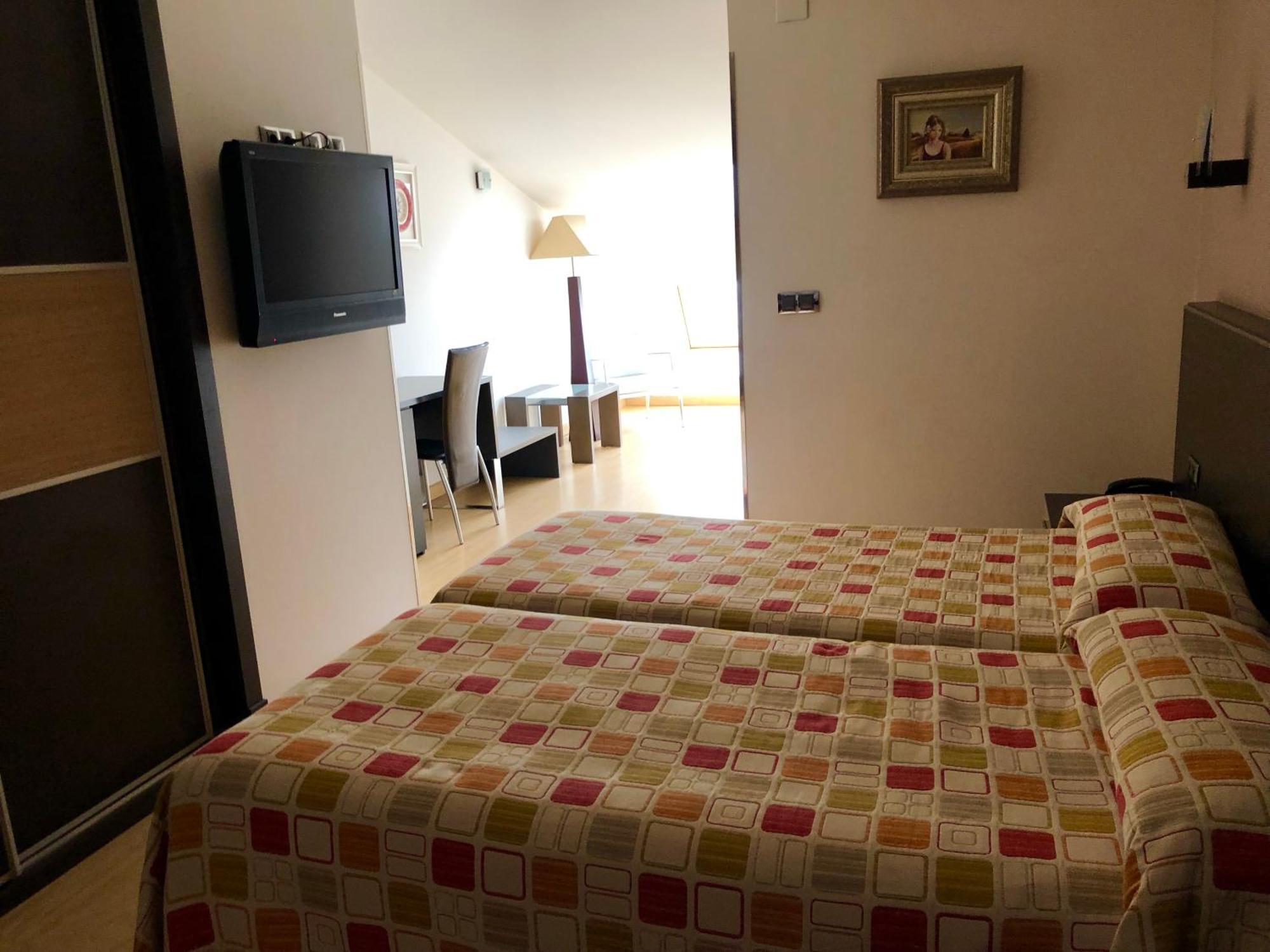 Hotel Villa De Cacabelos 외부 사진