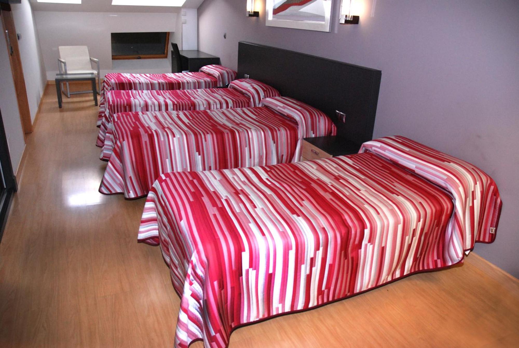 Hotel Villa De Cacabelos 외부 사진