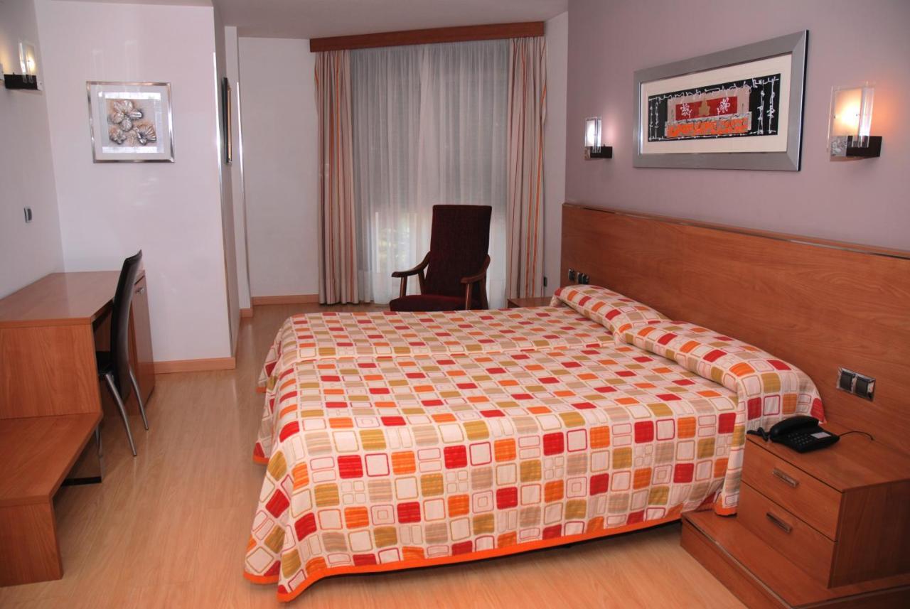 Hotel Villa De Cacabelos 외부 사진